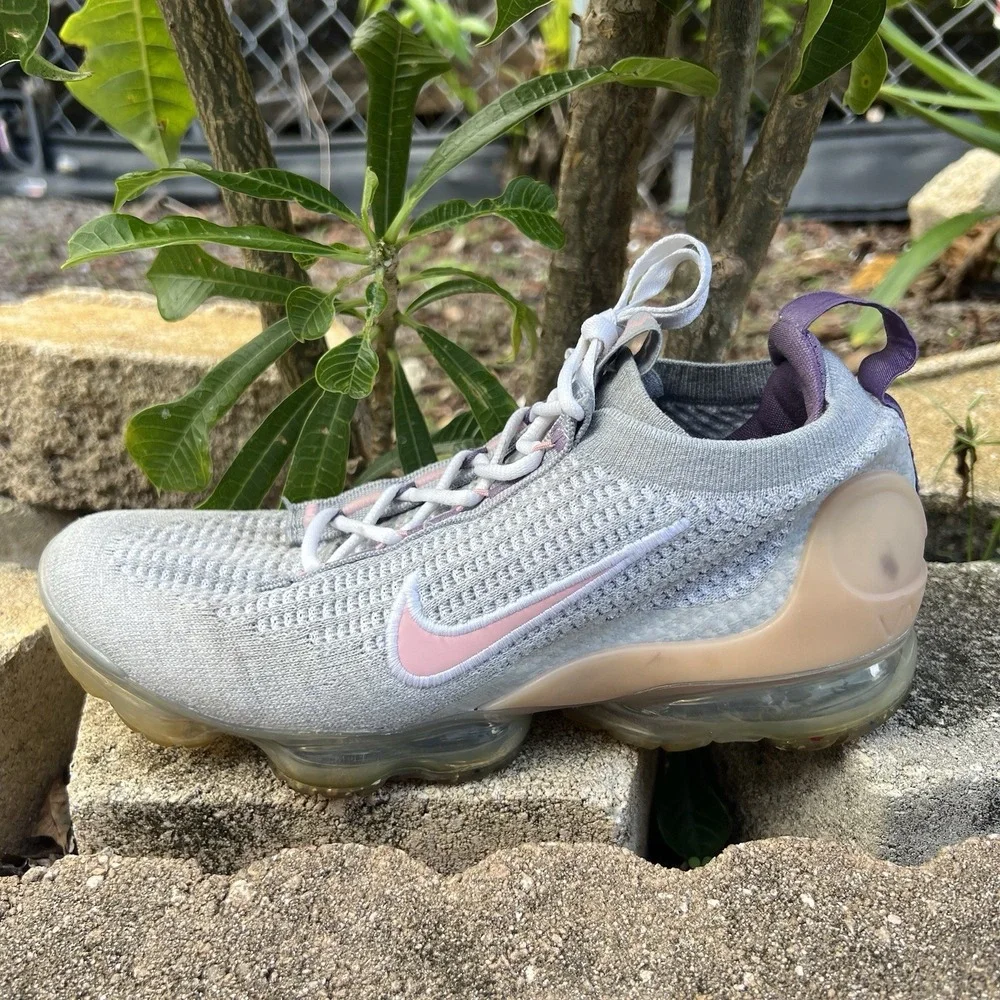 Nike Air VaporMax 2021 Flyknit DB1550-007 Gray 6Y Fits Women's 7.5